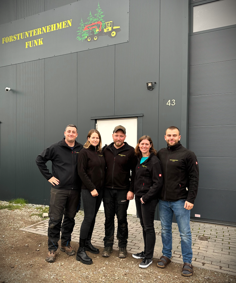 Gruppenfoto des Mitarbeiterteams